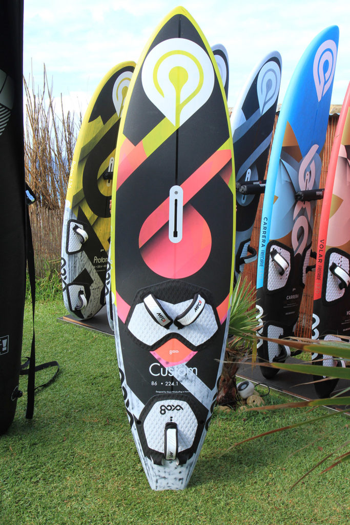 TESTED : : 2018 Goya Thruster 86 - 2XS